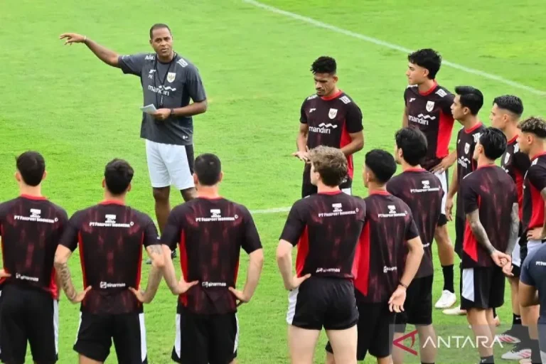 Latihan-Perdana-Timnas-Indonesia-260525-fik-3.jpg