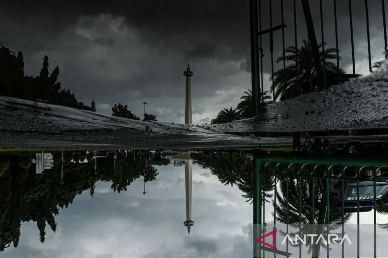 Cuaca-Ekstrem-Jakarta-160324-Adm-8-1.jpg