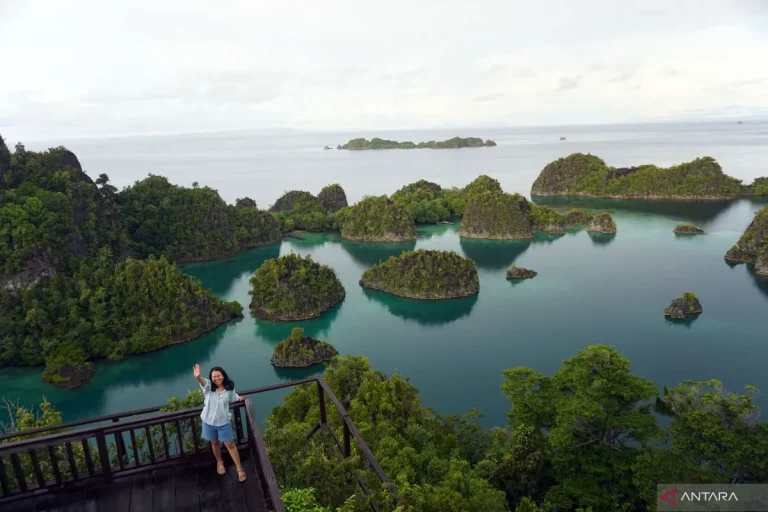Spot-Wisata-Piaynemo-Tidak-Terdampak-Limbah-Tambang-Nikel-OM-080625-05.jpg
