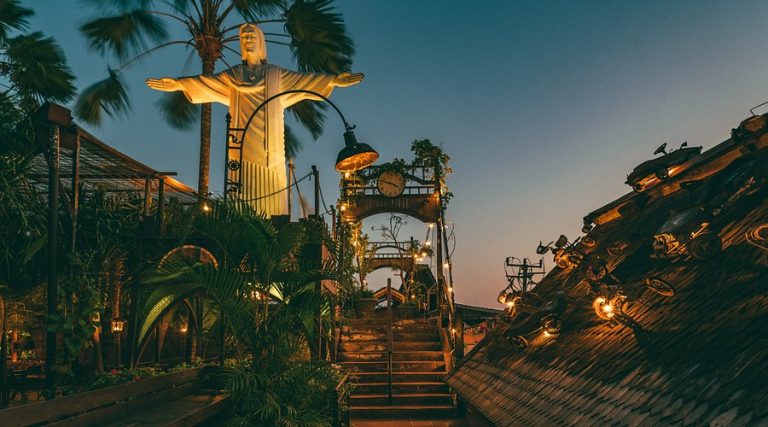 la-favela-bali-iconic