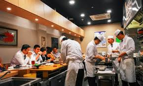 Apa itu Omakase?Seni Menikmati Hidangan Jepang yang Autentik