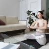 Yoga di Rumah: Gerakan Sederhana untuk Tubuh Lebih Sehat dan Rileks