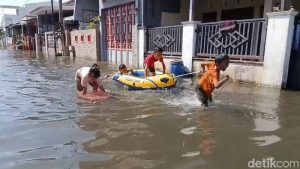banjir-cilacap-1760324897196_169