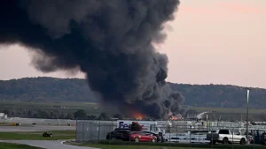 Pesawat kargo terbakar di Kentucky Amerika Serikat