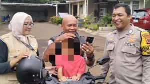 bocah-kecil-atau-bocil-berusia-7-tahun-sempat-hilang-di-wilayah-kelurahan-tengah-kecamatan-cibinong-bogor-jawa-barat-bocil-itu-1763014837292_169