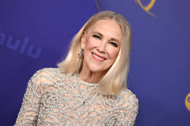 Catherine OHara di acara Primetime Emmy Awards ke 76 yang diadakan di Peacock Theater pada 15 September 2024 di Los Angeles California Foto oleh Gilbert FloresVariety via Getty Images