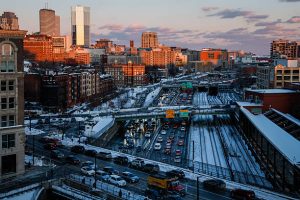 BOSTON MA   29 Januari Kemacetan lalu lintas terjadi di sepanjang Interstate 90 pada 29 Januari 2026 setelah badai di awal pekan menyebabkan hujan salju lebat di seluruh wilayah Foto oleh Erin ClarkThe Boston Globe via Getty Images