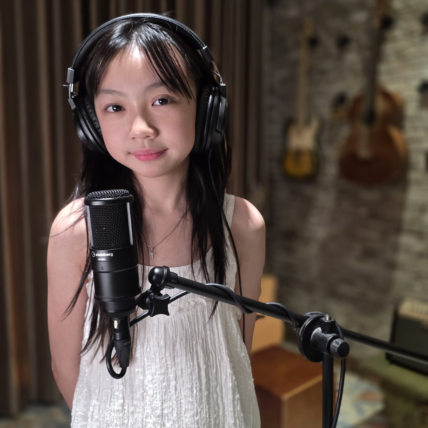 Lindee Cremona Foto Dok Newest Indonesia