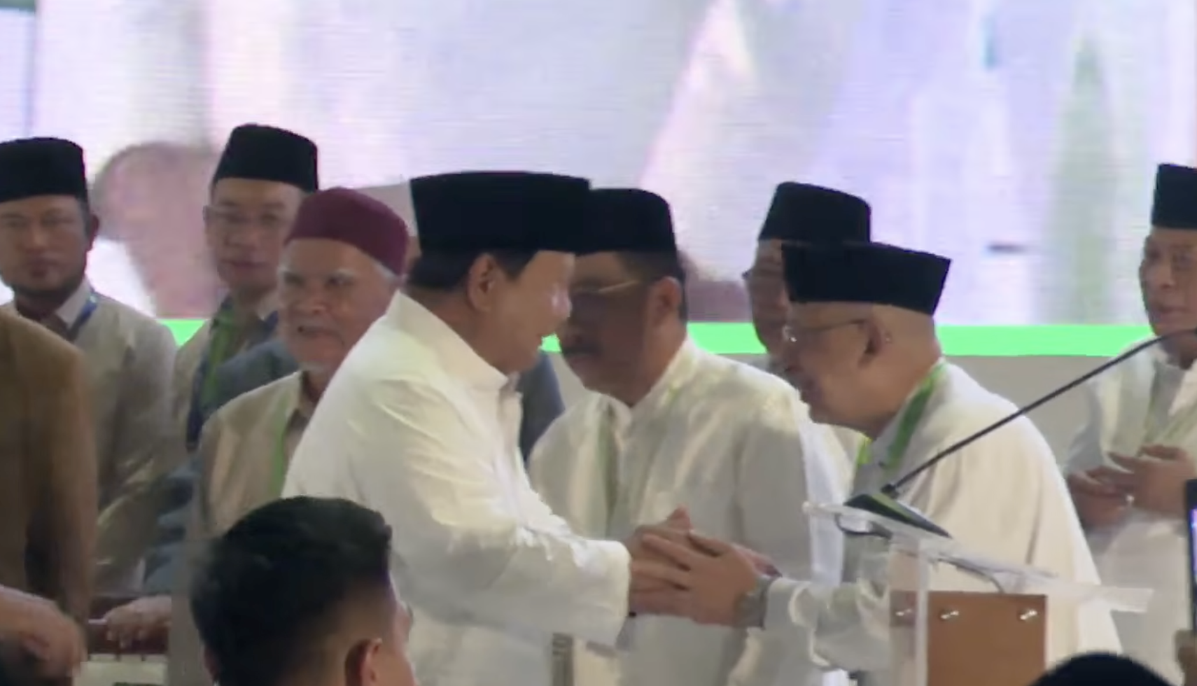 Prabowo Hadiri Bersatu dalam Munajat untuk Keselamatan Bangsa dan Pengukuhan MUI