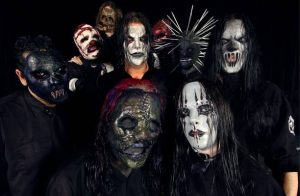 AUSTRALIA   30 JANUARI HARI BESAR Foto SLIPKNOT berpose di festival Foto oleh Martin PhilbeyRedferns via Getty Images