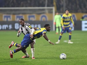Mandela Keita berpartisipasi dalam pertandingan Serie A 2025 2026 antara Parma dan Juventus di Parma Italia pada 1 Februari 2026 Foto oleh Loris RoselliNurPhoto via Getty Images