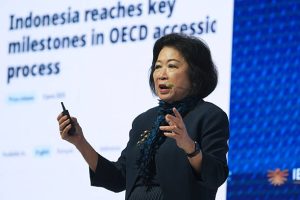 Mari Elka Pangestu penasihat Presiden Prabowo Subianto bidang perdagangan internasional dan kerja sama multilateral berbicara selama KTT Ekonomi Indonesia di Jakarta Indonesia pada Selasa 3 Februari 2026 KTT ini akan berlanjut hingga 4 Februari Fotografer Dimas ArdianBloomberg via Getty Images