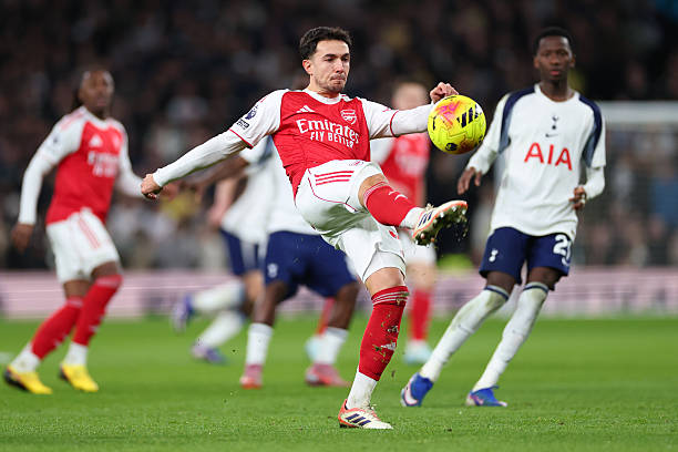 LONDON INGGRIS   22 Februari Martin Zubimendi dari Arsenal selama pertandingan Liga Premier antara Tottenham Hotspur dan Arsenal di Stadion Tottenham Hotspur pada 22 Februari 2026 di London Inggris Foto oleh Marc AtkinsGetty Images