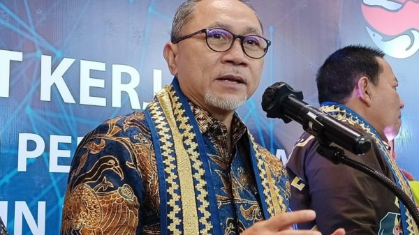 Menteri Perdagangan Zulkifli Hasan di acara pembukaan rapat kerja Kementerian Perdagangan di Lampung Rabu 132023   BISNISNi Luh Angela