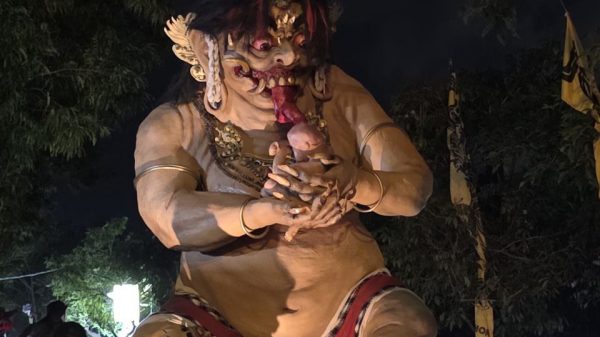 Ogoh Ogoh menyembut hari raya Nyepi Tahun Baru Caka 1948 Foto Newest Indonesia