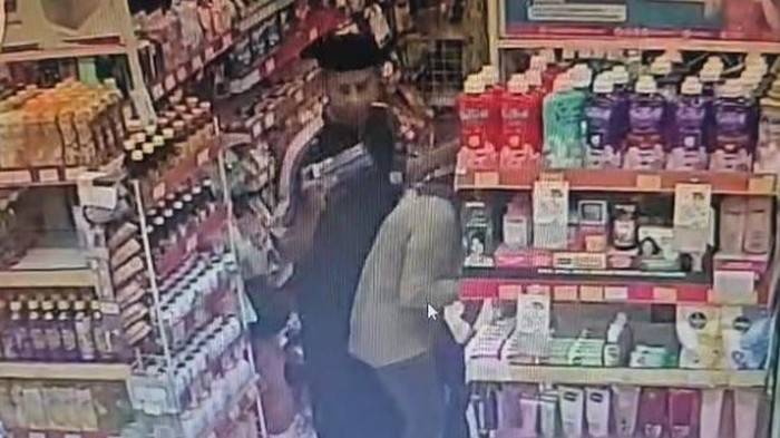 Foto Seorang dosen di Parepare ditangkap setelah mencabuli wanita di minimarket dokistimewa
