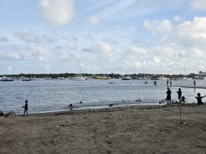 Pantai Sidakarya Denpasar Selatan, Bali. Foto: Newest Indonesia