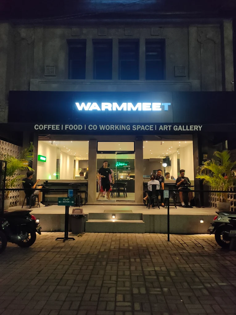 Warmmeet Ciung Wanara Gianyar Bali Foto Dok Kreshna Lingga