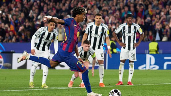 BARCELONA SPANYOL   18 Maret Lamine Yamal dari FC Barcelona mencetak gol ketiga timnya dari titik penalti selama pertandingan leg kedua babak 16 besar Liga Champions UEFA 202526 antara FC Barcelona dan Newcastle United FC di Camp Nou pada 18 Maret 2026 di Barcelona ​​Spanyol Foto oleh Alex CaparrosGetty Images
