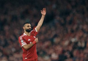 LIVERPOOL, INGGRIS - 18 MARET: (CATATAN EDITOR: Gambar ini telah disempurnakan secara digital) Mohamed Salah dari Liverpool merayakan setelah mencetak gol keempat timnya selama pertandingan Leg Kedua Babak 16 Besar Liga Champions UEFA 2025/26 antara Liverpool FC dan Galatasaray SK di Anfield pada 18 Maret 2026 di Liverpool, Inggris. (Foto oleh Alex Pantling - UEFA/UEFA via Getty Images)