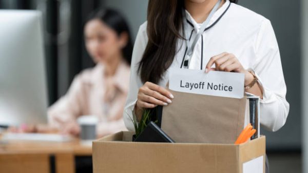 Ilustrasi PHK Foto iStocknathaphat
