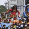 Warga mengarak ogoh ogoh saat pawai di kawasan Bundaran HI Jakarta Minggu 832026 Pawai budaya tersebut digelar menjelang perayaan Hari Raya Nyepi Tahun Baru Saka 1948 ANTARA FOTOHafidz Mubarak A