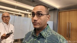 kepala-eksekutif-pengawas-pasar-modal-keuangan-derivatif-dan-bursa-karbon-ojk-hasan-fawzi-1774414863286_169
