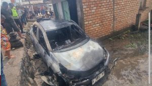 mobil-pemudik-di-oku-timur-ludes-terbakar-1774087208298_169