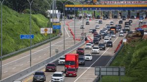 one-way-tol-trans-jawa-diterapkan-arus-mudik-terpantau-padat-1773831045437_169