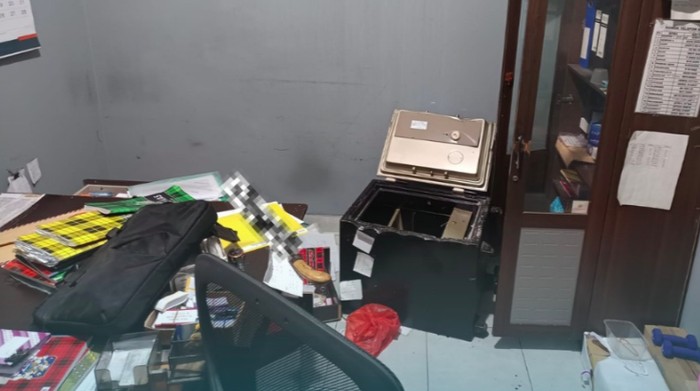 SPBU di Kecamatan Babelan, Kabupaten Bekasi, Jabar, jadi sasaran perampokan. Lima pegawai SPBU sempat disekap. Pelaku diduga empat orang. (Foto: dok. Polres Bekasi)