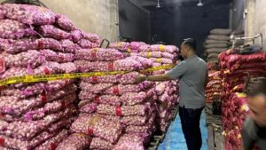 dittipideksus-bareskrim-kembali-membongkar-kasus-penyelundupan-barang-dari-luar-negeri-kali-ini-penyelundupan-puluhan-ton-bawa-1776401533040_169