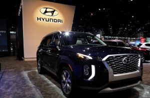 CHICAGO - 6 Februari: Hyundai Palisade 2020 dipamerkan di Pameran Otomotif Chicago ke-112 di McCormick Place, Chicago, Illinois pada 6 Februari 2020. (Foto oleh Raymond Boyd/Getty Images)