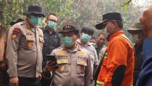 kapolda-riau-irjen-pol-herry-heryawan-turun-langsung-memantau-karhutla-di-kabupaten-bengkalis-1775222339313_169