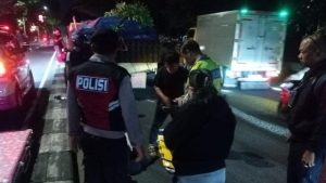 kecelakaan-melibatkan-sepeda-motor-dengan-truk-terjadi-di-jalan-pasar-minggu-jakarta-selatan-jaksel-kecelakaan-menewaskan-peng-1776125526273_169