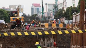 proyek-flyover-latumenten-dikebut-untuk-urai-macet-simpang-rel-1770359963890_169