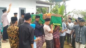 suasana-rumah-duka-saat-kedatangan-jenazah-prt-yang-tewas-di-benhil-jakpus-1777187688440_169