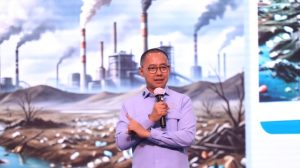 wakil-ketua-mpr-dari-fraksi-partai-amanat-nasional-pan-eddy-soeparno-1776048209463