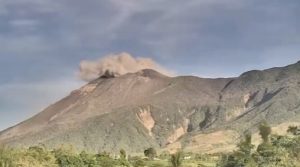 Erupsi Gunung Kanlaon Filipina