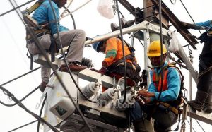 pln-siapkan-pemulihan-pasokan-listrik-seusai-banjir-di-kabup-q8ed