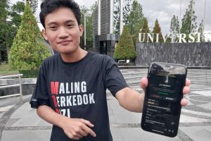 Eks Ketua BEM UGM Temukan Alat Pelacak Misterius di Rangka Bawah Mobil