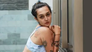 Fabiola Elizabeth Agnes. Instagram:fabananash_