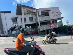 Gempa M 7,8 Guncang Filipina Selatan, 32 Tewas Dan Tsunami 1 Meter Terjang Pesisir