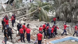 evakuasi-korban-di-reruntuhan-bangunan-usai-gempa-di-venezuela-1782463258828_169