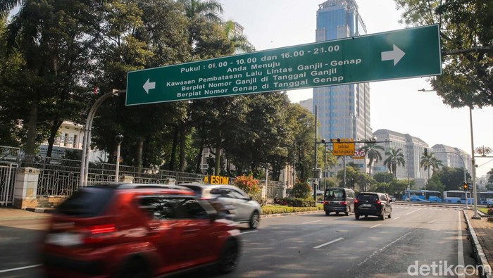 ganjil-genap-ditiadakan-saat-cuti-bersama-begini-suasana-jalan-di-jakarta-3_169