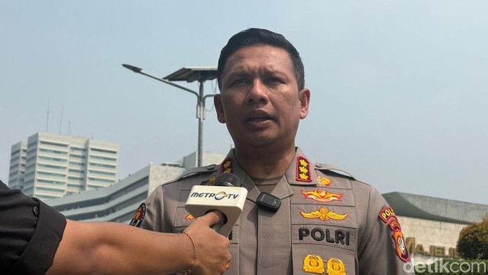 kabid-humas-polda-metro-jaya-kombes-budi-hermanto-1781242336186_169