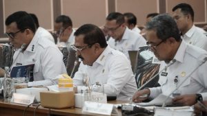 menteri-imipas-agus-andrianto-saat-rdp-dengan-komisi-xiii-dpr-1770184749591_169