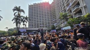 pihak-pengelola-gbk-memastikan-tak-pernah-ada-perjanjian-jual-beli-atas-tanah-blok-15-yang-ditempati-hotel-sultan-dan-tak-ada--1781768069184_169