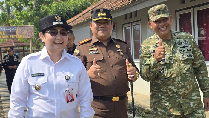 plt-bupati-cilacap-ammy-amalia-fatma-1782033404923_169