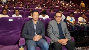 sby-menghadiri-acara-nobar-film-children-of-heaven-bersama-anak-panti-asuhan-1781959440746_169