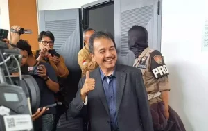 Roy Suryo Praperadilan